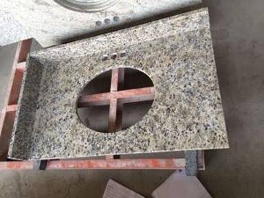 ترکه یاقوت گرانیت زرد پروانه